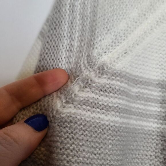 26 28 Lane Bryant Gray Stripe Long Sleeve Cardigan Open Front Reglan Sleeve - Picture 6 of 8